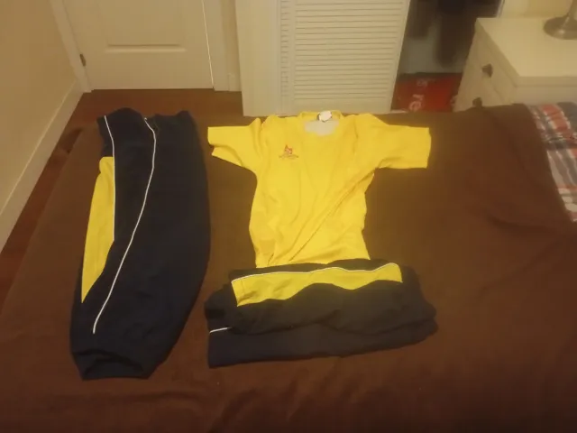 Uniforme Salesianos T18