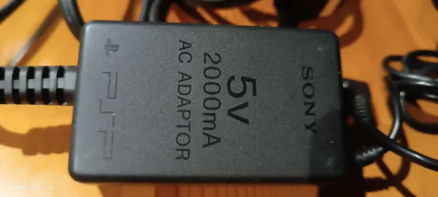 Caricatore originale Sony PSP-104 AC 5V 2000mA