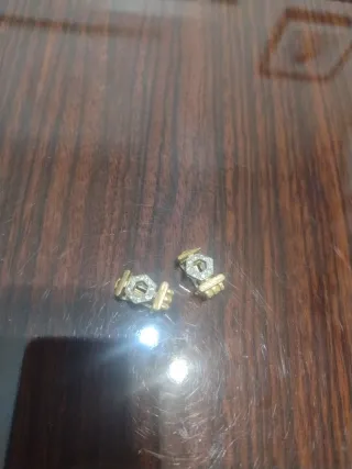 Pendientes ORO con piedras  brillantes
