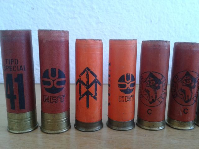 CARTUCHOS DE CARTON ANTIGUOS VACIOS CAZA