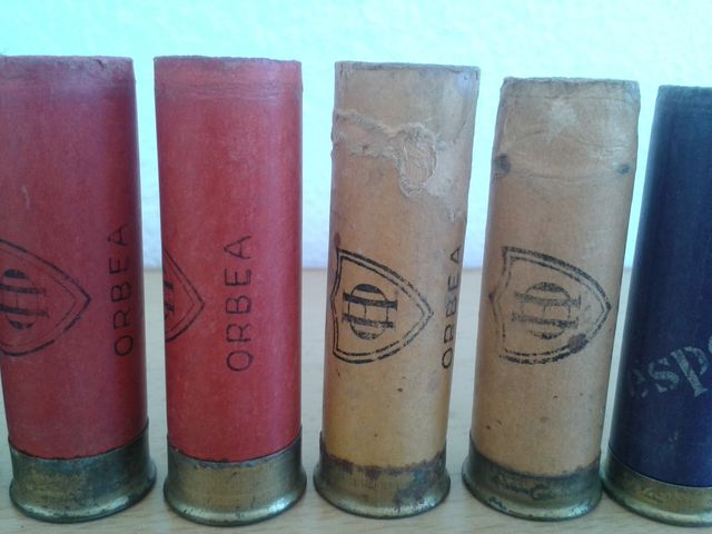 CARTUCHOS DE CARTON ANTIGUOS VACIOS CAZA