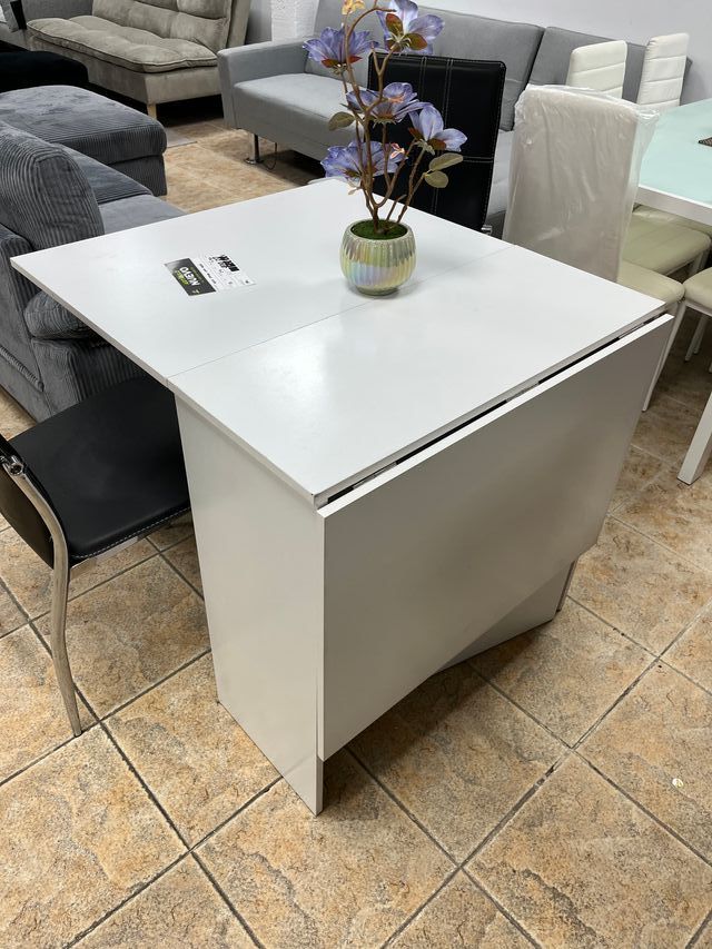 Mesa extensible blanca