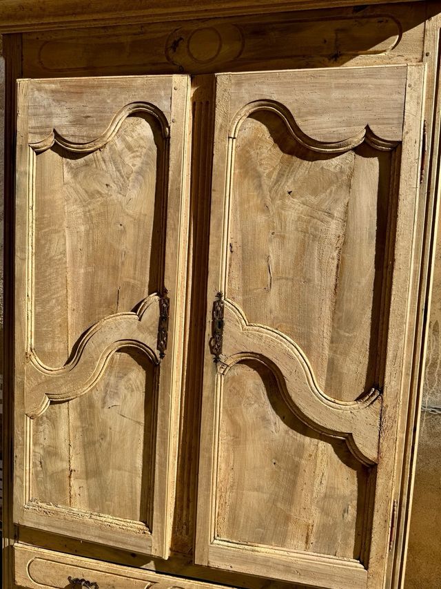 Armario Francés Antiguo Nogal