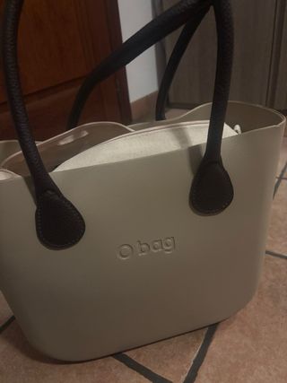 Borsa O bag Beige e Nera
