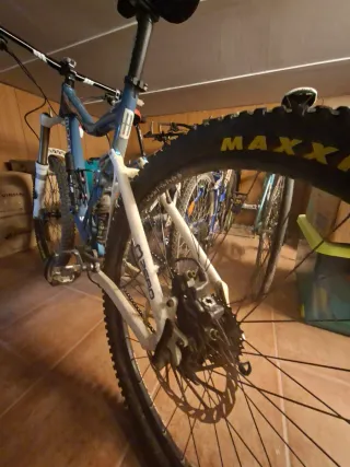 Bicicleta Mondraker