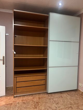 Armadio con 2 ante scorrevoli