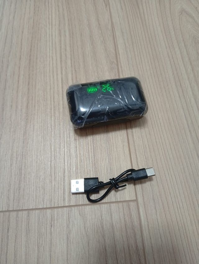 Auriculares inalámbricos negros