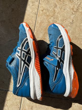 Zapatillas Asics GT 1000 Talla 32,5