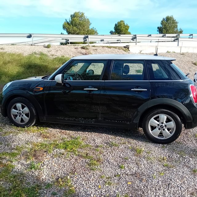 MINI COOPER D 1.5 116 CV