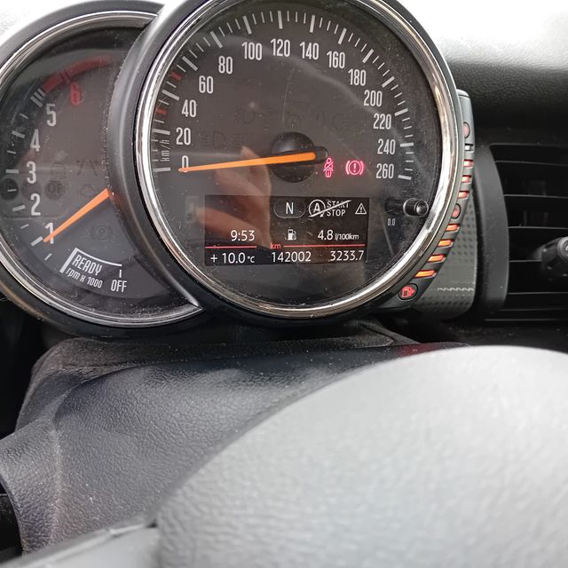 MINI COOPER D 1.5 116 CV