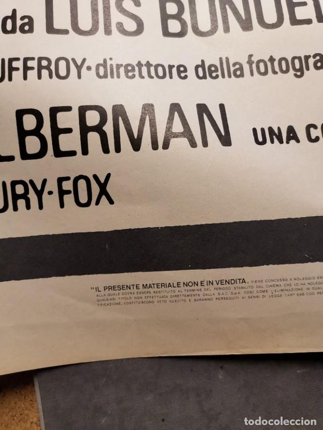 Cartel Luis Buñuel El Fascino Discreto