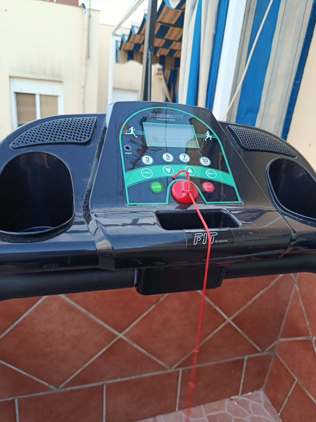 Cinta de andar Cecotec 1000W