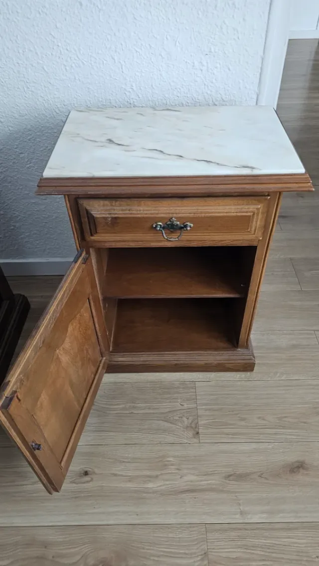 Mesita de noche madera y mármol