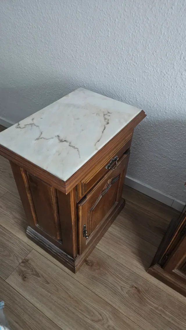 Mesita de noche madera y mármol