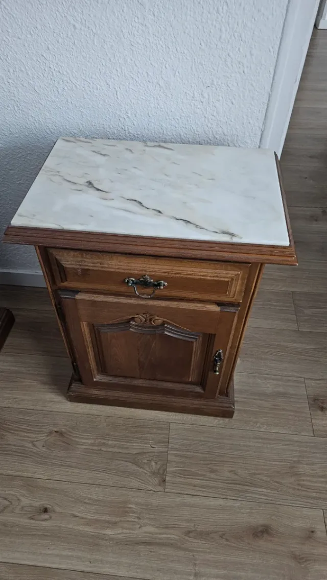 Mesita de noche madera y mármol