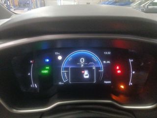 Suzuki Swace 1.8 GLE Hybrid