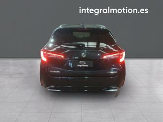 Suzuki Swace 1.8 GLE Hybrid