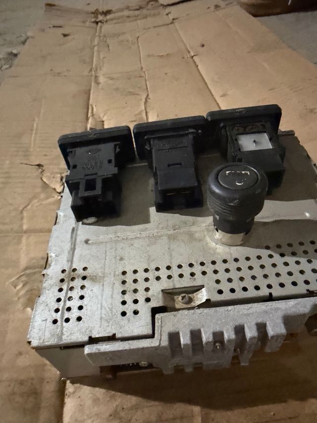 Botonera Nissan Terrano