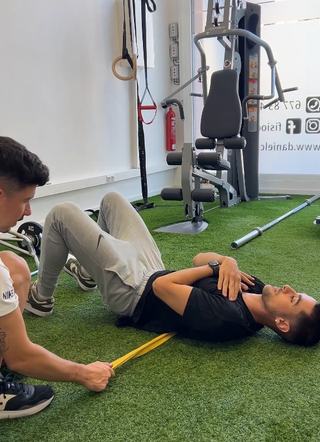 Fisioterapeuta colegiado y entrenador a domicilio