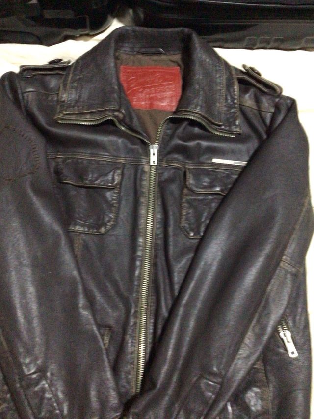 Cazadora Cuero Superdry Talla M