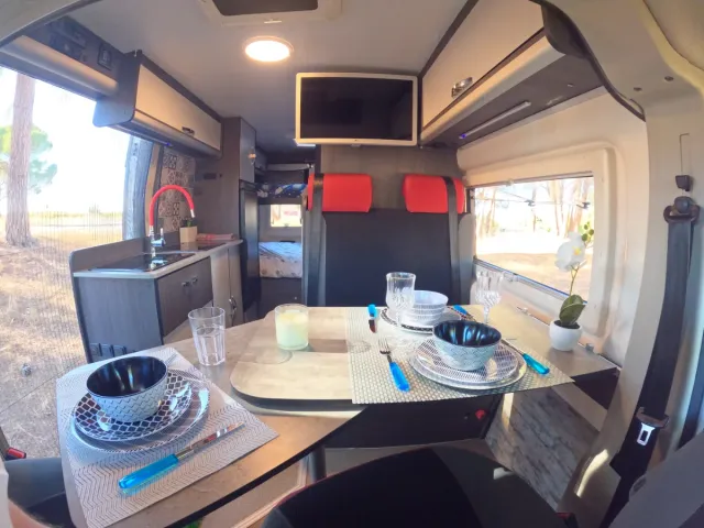 Alquiler furgoneta camper Albacete @PichisCamper