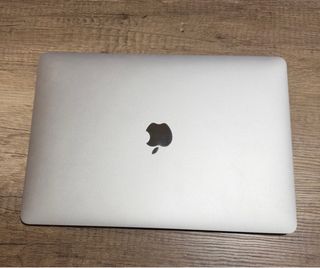 MacBook Air 13 prácticamente NUEVO