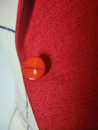 Chaqueta Roja Mugler pour Clarins