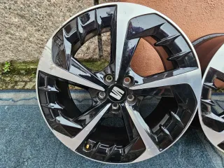 Llanta Seat Ibiza Original 18 5x100