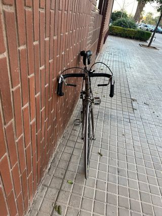 Bicicleta de ruta clásica/retro