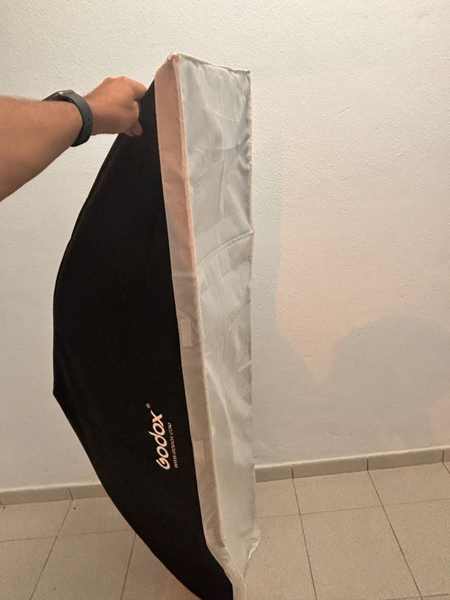 Octabox Neewer Rectangular de 160 cms largo.