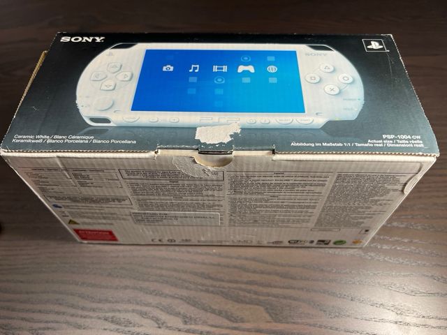 Consola Sony PSP-1004 CW Blanca, perfecto estado