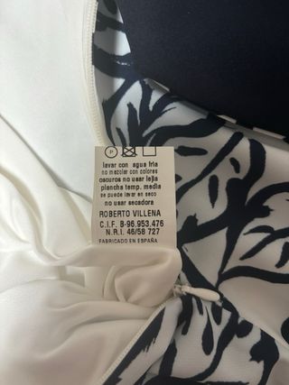 Vestido fiesta blanco y azul marino rodillas