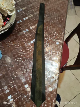 Cravatta vintage oro e verde