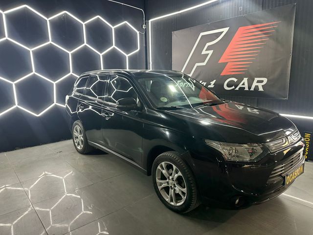 Mitsubishi Outlander 2014