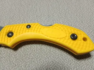 Navaja Spyderco Dragonfly 2 C28PYL2 Amarilla