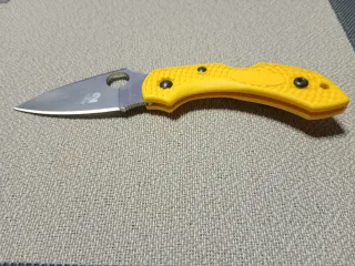 Navaja Spyderco Dragonfly 2 C28PYL2 Amarilla