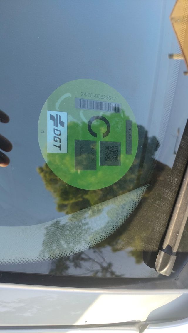 BMW Serie 3 318d 143 CV