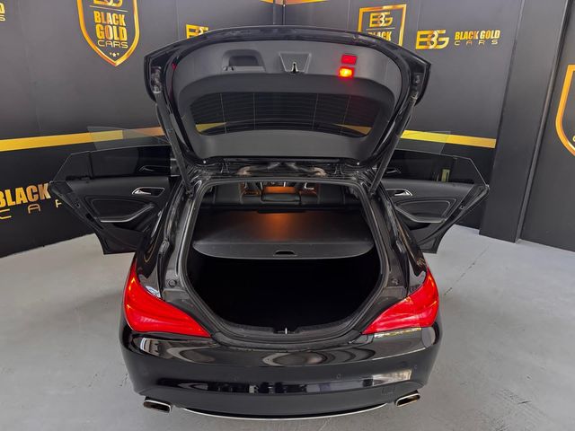 Mercedes-Benz Clase CLA 2016