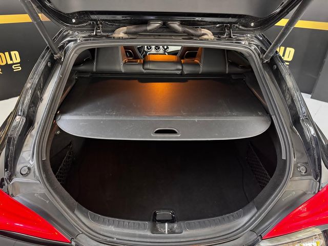 Mercedes-Benz Clase CLA 2016