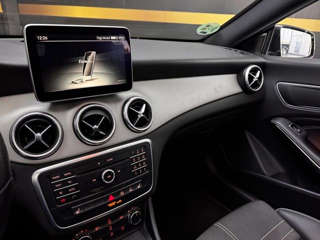 Mercedes-Benz Clase CLA 2016
