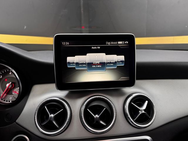 Mercedes-Benz Clase CLA 2016