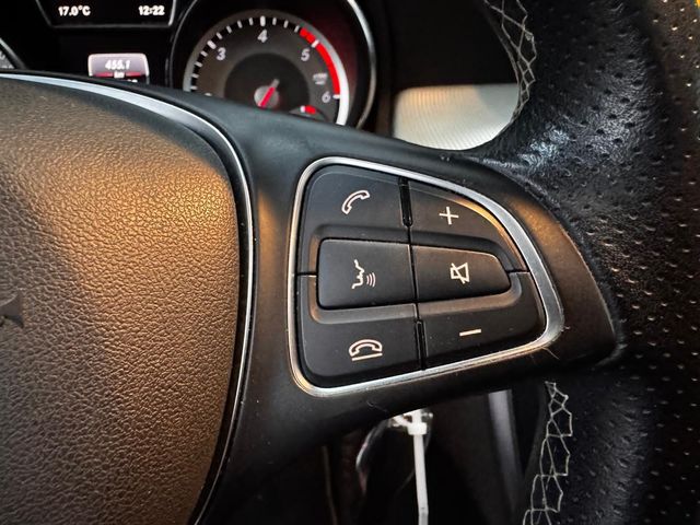 Mercedes-Benz Clase CLA 2016