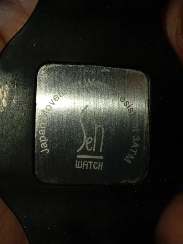 Reloj Senwatch Negro y Blanco