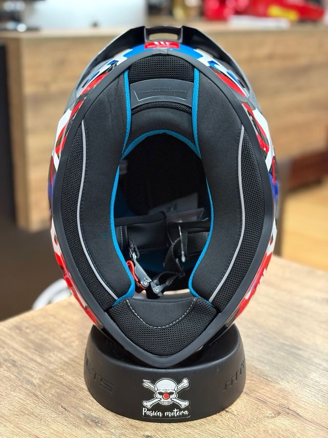 Casco MT Stinger 2 Yozu
