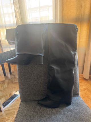 Botas altas negras