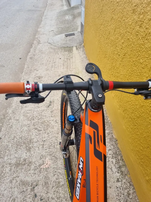 Bicicleta Ghost Lector 9.7 Carbono