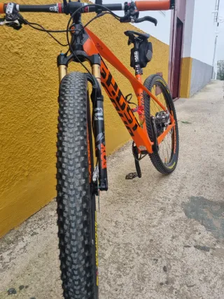 Bicicleta Ghost Lector 9.7 Carbono