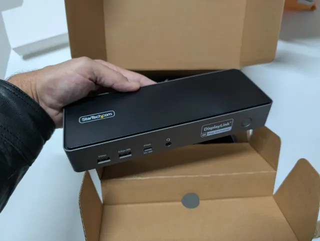 Startech Docking Station 3 Monitores HDMI/DP