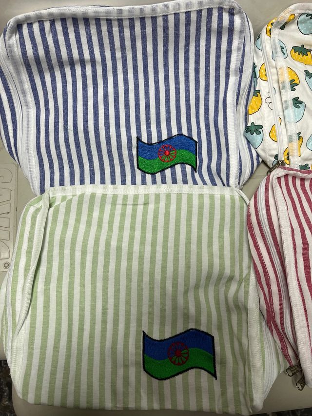 Fundas C-1 con bandera gitana jilguero