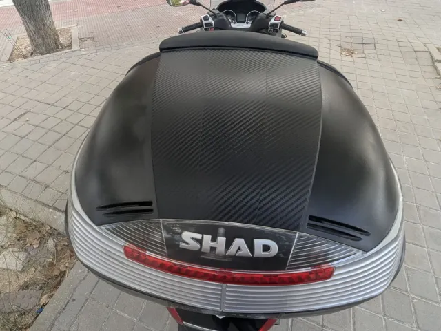 Soporte shad y Baúl Shad 37 Piaggio mp3